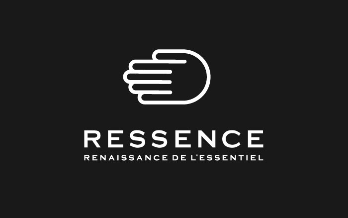  Ressence