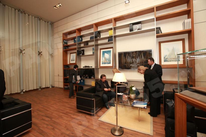 SIHH 2012: Выставочный зал часов Panerai