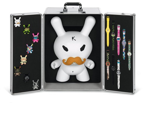 Часы Swatch и игрушки Данни