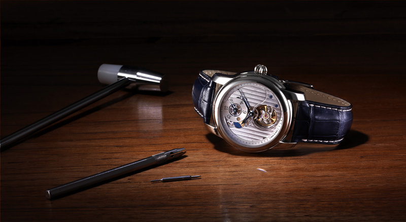 часы Heart Beat Manufacture GMT Automatic