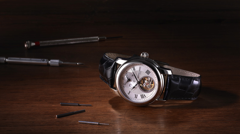 часы Heart Beat Manufacture GMT Automatic