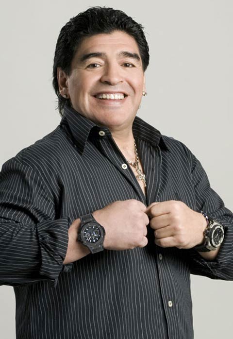 Диего Армандо Марадона с часами Hublot