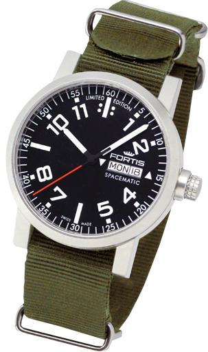 часы Spacematic от Fortis