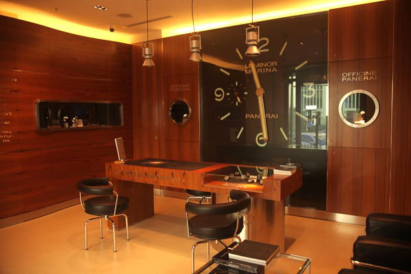 часы Panerai в Москве