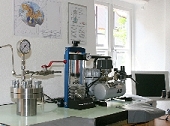 лаборатория компании Schaumburg Watch - Lindburgh & Benson