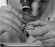 процесс сборки часов Glashutte Original