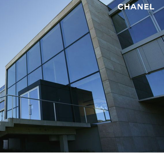 фабрика компании Chanel