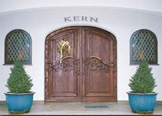 фабрика компании «Kern»