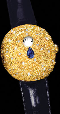 часы Oriental Blossom Time Cushion Round