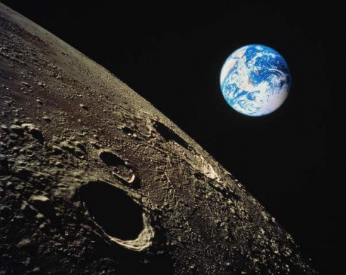 вид земли с луны