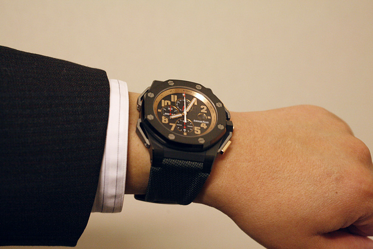 часы RO Offshore Schwarzenegger The Legacy Chronograph