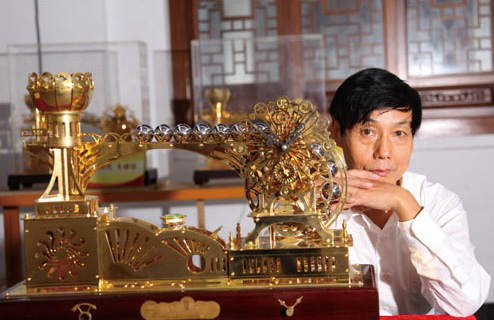 Сюй Цзябао и его часы Flying Ball Instrument