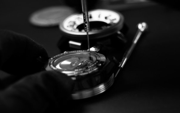процесс сборки часов Tendence процесс сборки часов Tendence