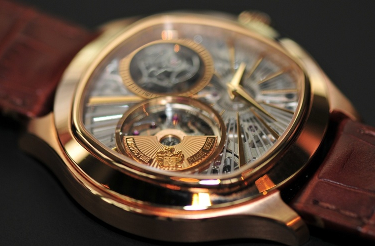 часы Piaget Emperador Coussin Tourbillon Automatic Ultra-Thin