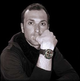 Иван Бассо с часами Anonimo Firenze Ivan Basso Hi Dive Carbon