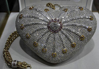самая дорогая сумочка - 1001 Nights Diamond Purse