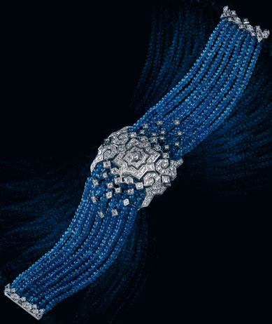 задняя сторона часов Secret watch with sapphire beads and diamonds