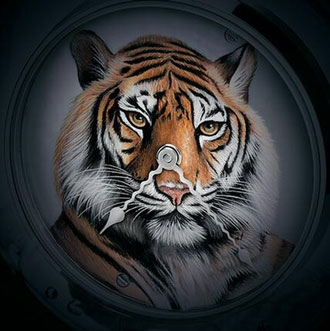 часы с изображениям тигра
