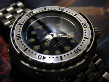 часы Seiko со стеклом Hardlex
