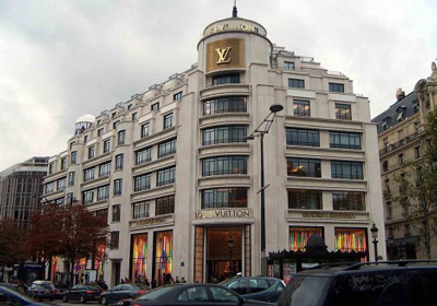  Louis Vuitton