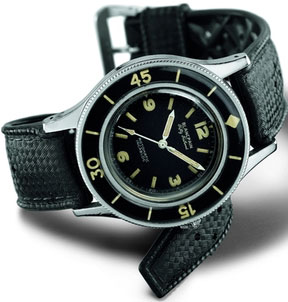 культовые часы Fifty Fathoms 1953