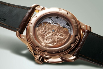 задняя сторона часов Caruso Chinese Dragon Limited Edition задняя сторона часов Caruso Chinese Dragon Limited Edition