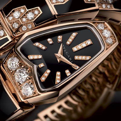 новая версия часов Bulgari Serpenti