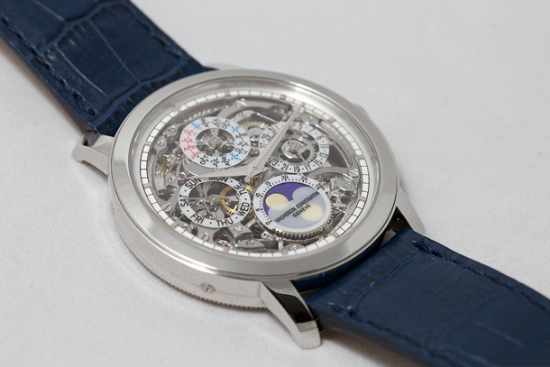 Часы Patrimony Traditionnelle Skeleton Perpetual Calendar от Vacheron Constantin