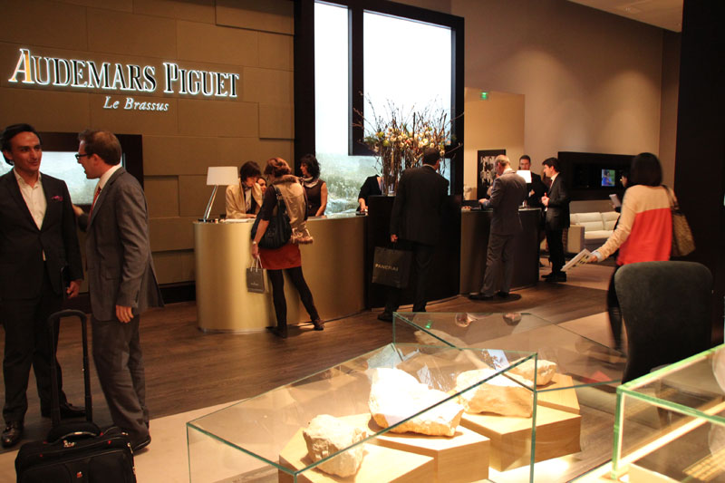 На женевском Международном салоне высокого часового искусства SIHH 2013 компания Audemars Piguet представила новую модель