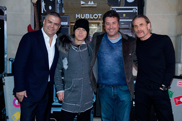 Компания Hublot и британский музыкальный коллектив Depeche Mode объединились вновь!