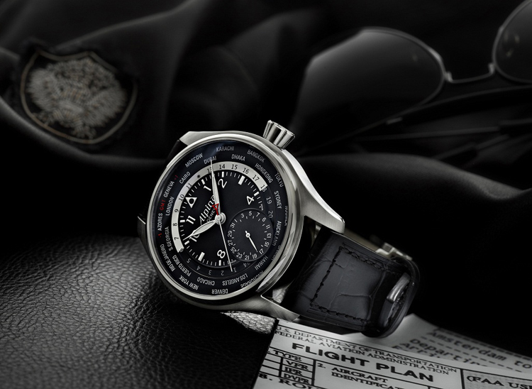 часы Alpina Worldtimer