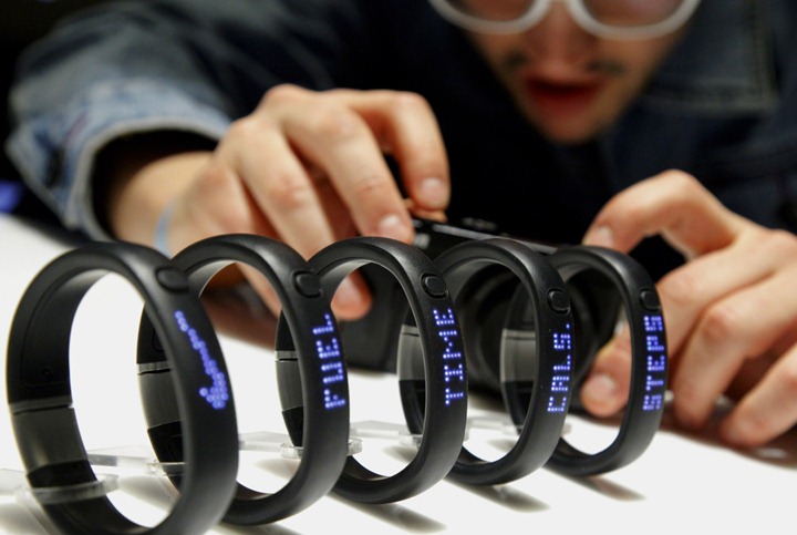 часы Nike FuelBand часы Nike FuelBand