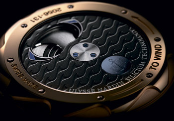 задняя сторона часов Ulysse Nardin Freak Cruiser
