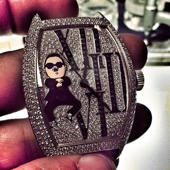 Часы от Franck Muller специально для PSY