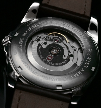 задняя сторона часов Infantry Mechanical