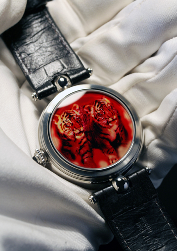 часы Fire Tiger Timepiece