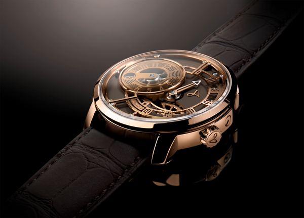 часы Hautlence HLC 06