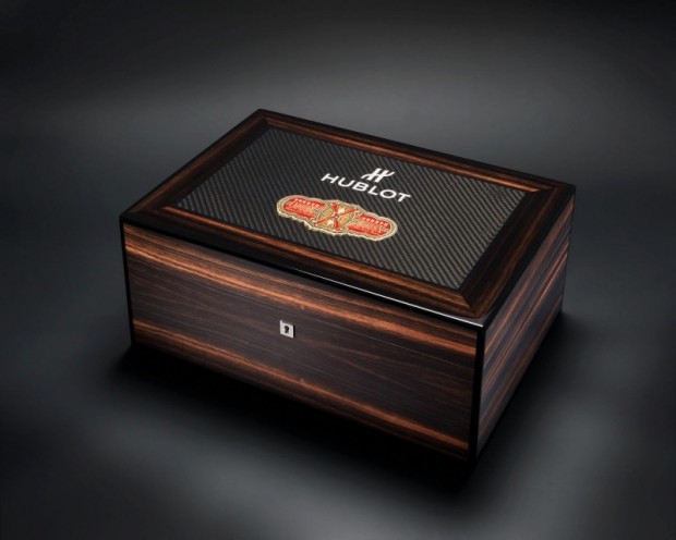 хьюмидор часов Hublot King Power «Arturo Fuente» и сигар Opus X