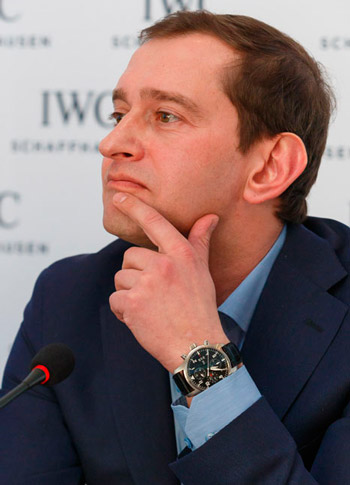 Константин Хабенский с часами IWC Pilot's Watch Chronograph