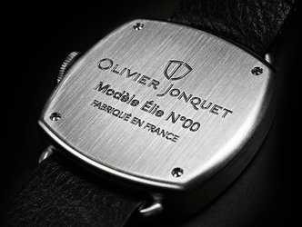 задняя сторона часов Oliver Jonquet ELIE задняя сторона часов Oliver Jonquet ELIE