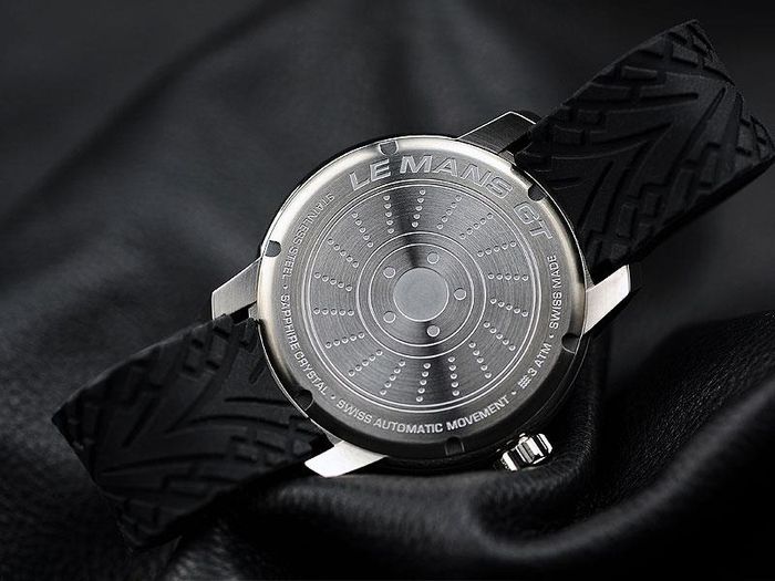 задняя сторона часов Le Mans GT Automatic задняя сторона часов Le Mans GT Automatic