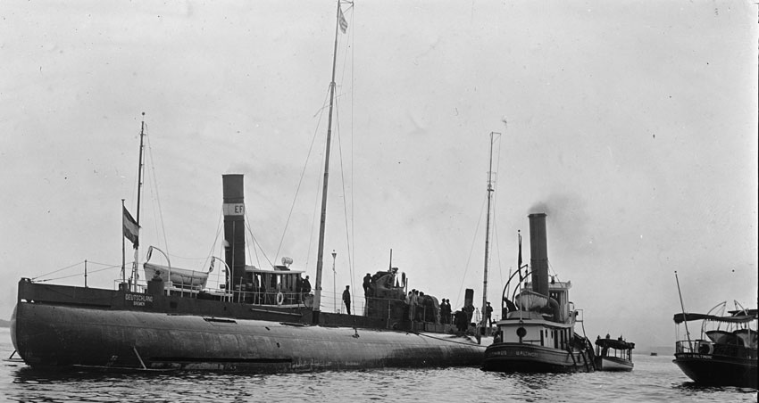 Гроза британских флотилий — немецкая подлодка U-Boot времен Второй мировой войны. Для любой часовой компании самое "дорогое" - это история.