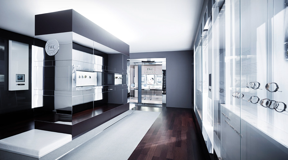 штаб-квартира IWC Schaffhausen штаб-квартира IWC Schaffhausen