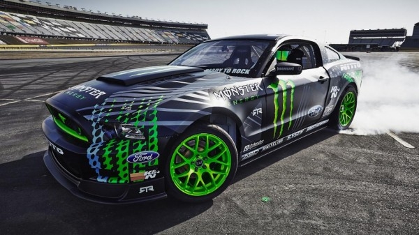 Автомобиль Mustang Автомобиль Mustang