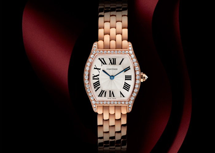 Часы Tortue (малая модель) из розового золота с бриллиантами от Cartier