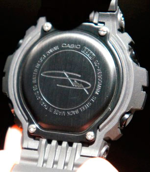 задняя сторона часов G-Shock Casio Eminem GD-X6900MNM