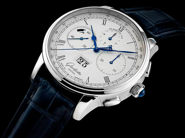 Часы Senator Chronograph Panorama Date от Glashütte Original