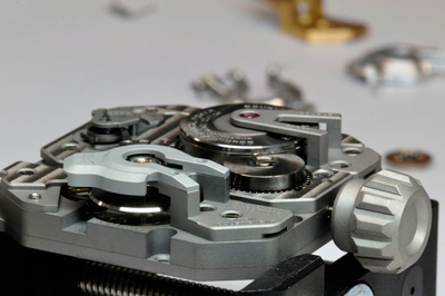 Новая концепция ЕМС от Urwerk