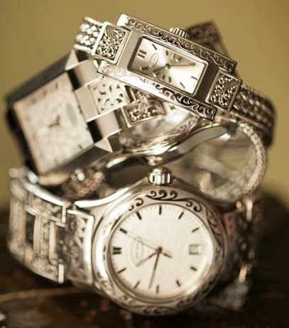 серебряные часы Lois Hill