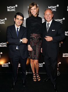 Генеральный директор Montblanc Жером Ламбер, модель Карли Клосс, президент и генеральный директор Montblanc North America Жан-Патрик Шмитц